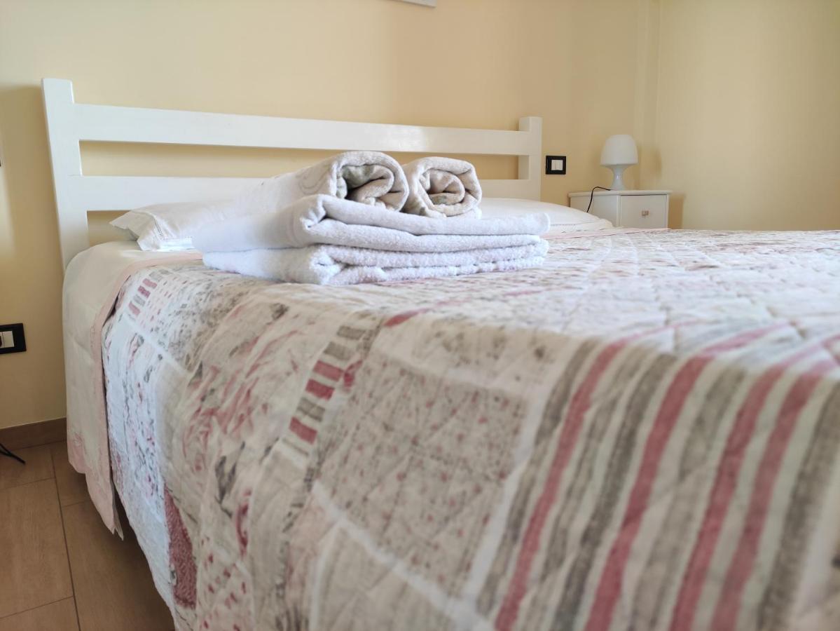 B&B Appia Antica Surbo ภายนอก รูปภาพ